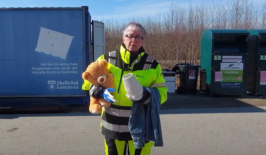 Fyra personer som firar