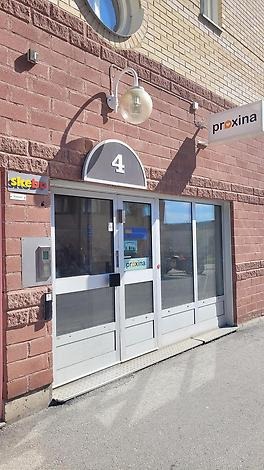 Entrébild på ingången till Ungdomshälsan.