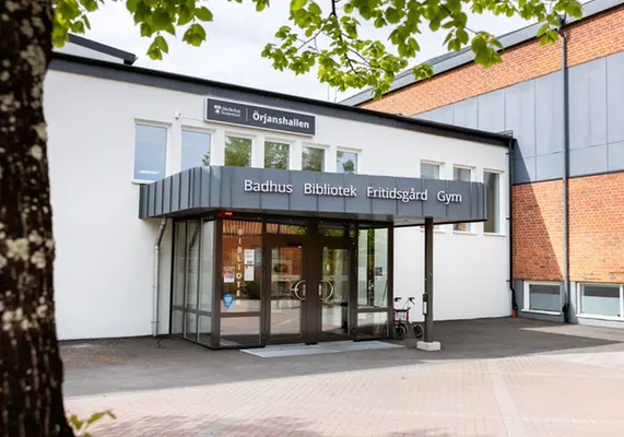 Entré till biblioteket i Skelleftehamn