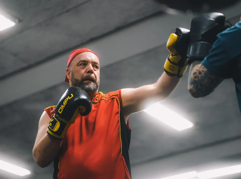 Man som boxas